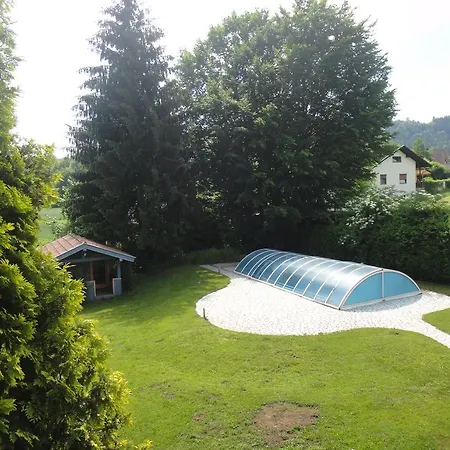 Viola Bed & Breakfast 2*