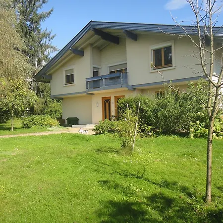 Viola Bed & Breakfast 2*